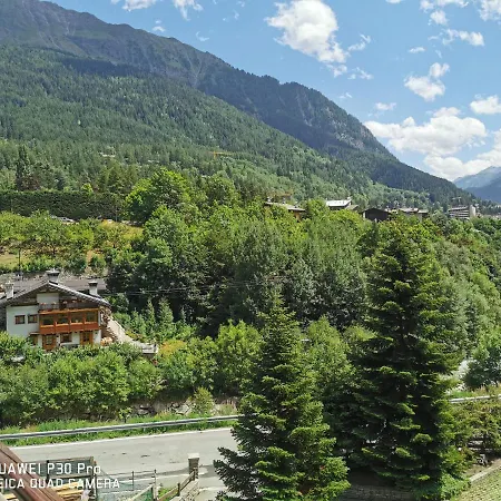 Affascinante Ai Piedi Dell'ovovia