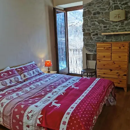 Affascinante Ai Piedi Dell'ovovia Курмайор