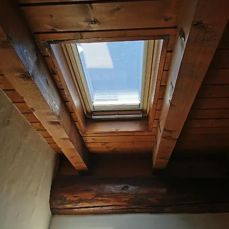 Affascinante Ai Piedi Dell'ovovia קורמאיור